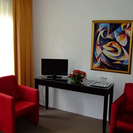 Szálloda Musschenberg 2*